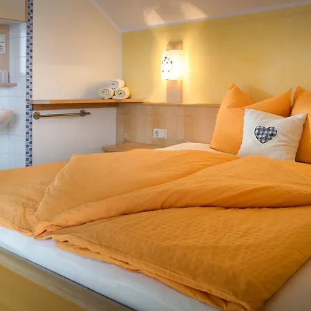 Hauserhof Am Goldberg Apartment